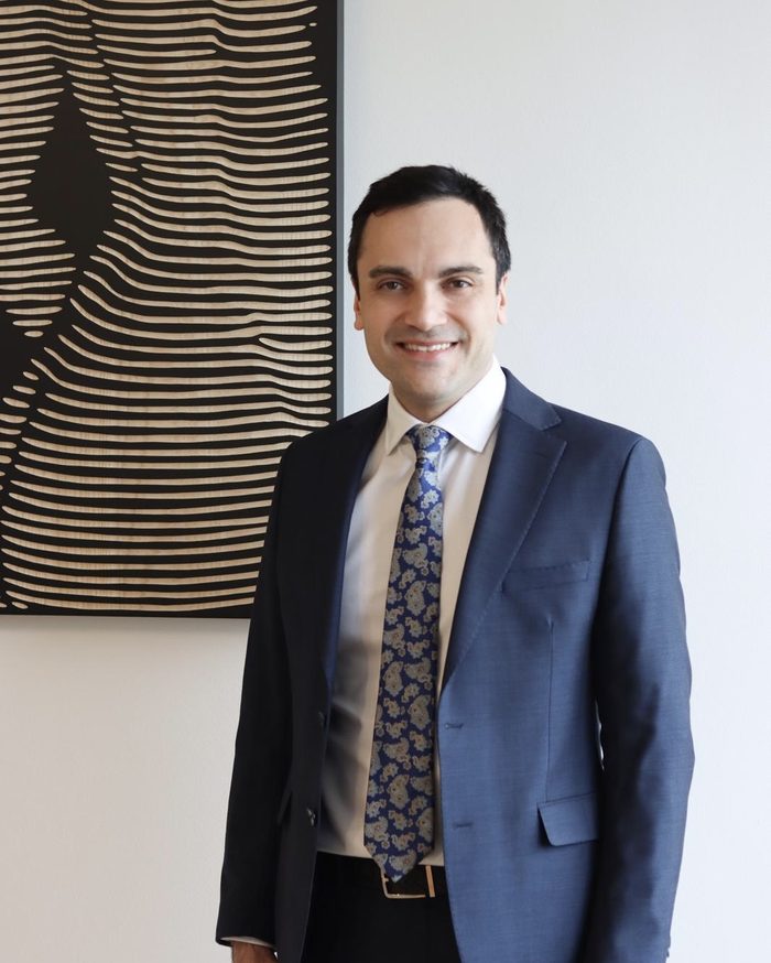 Doç. Dr. Ayhan Işık Erdal — Plastischer, Rekonstruktiver und Ästhetischer Chirurg